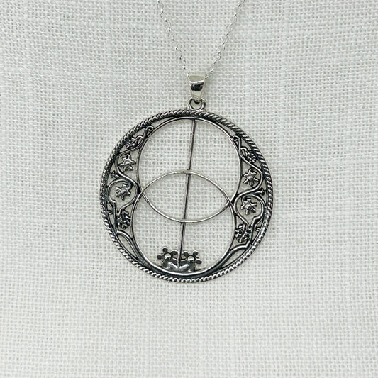A stunning extra large pendant set in .925 silver of the Glastonbury Chalice Well Cover. The size of this pendant is approx 3.4cm in diameter. It comes on a 20" sterling silver chain and all jewellery comes gift boxed. RRP £55.46 Also available on the website is the small size necklace of the same design.
