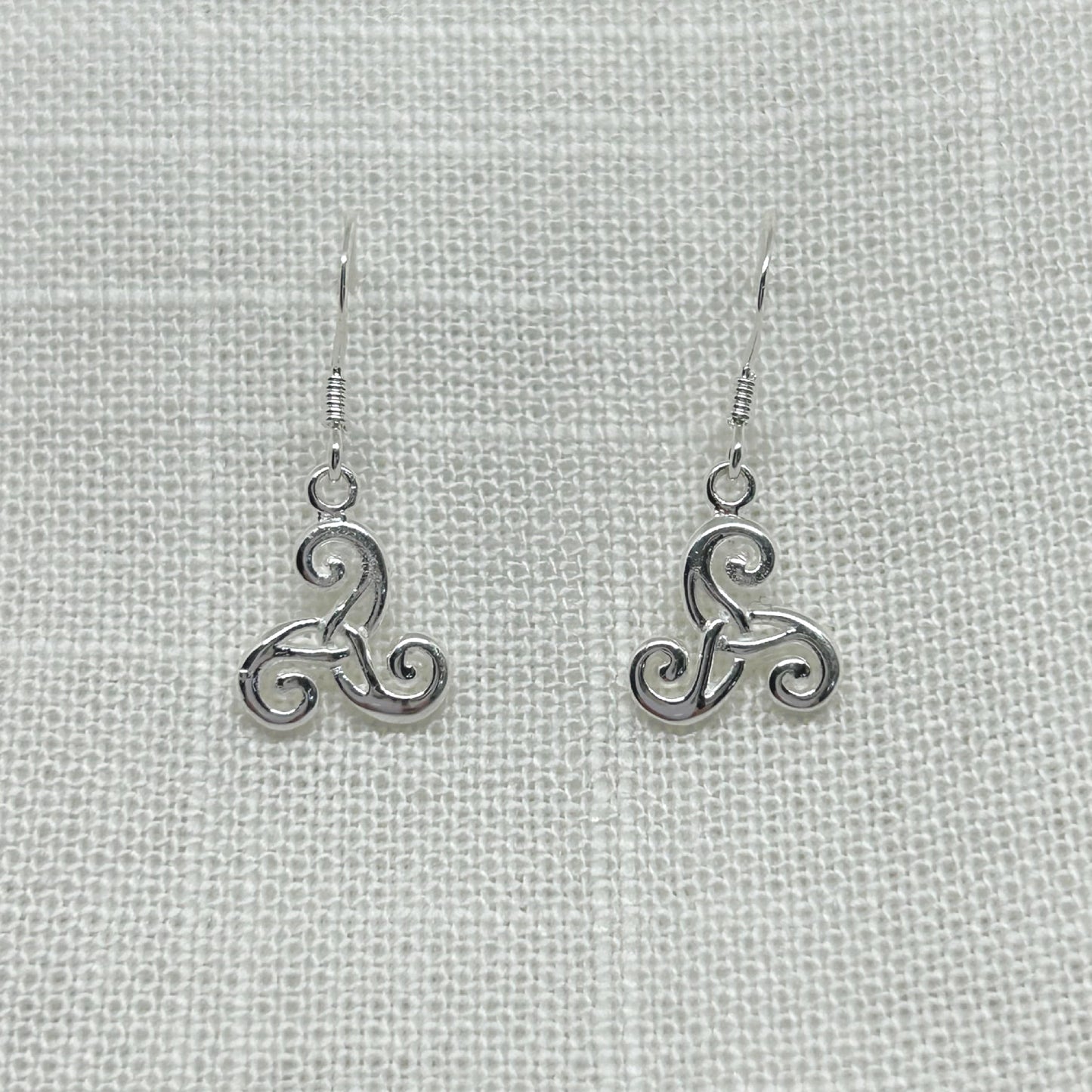 These pretty earrings are approx 2.75cm long including hooks by 1.2cm wide and come ready gift boxed. Matching necklace is also available