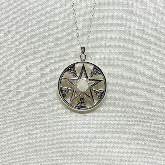 This large wolf head pentacle pendant is approx 3.75cm including bale. The pendant has a gorgeous rainbow moonstone crystal in the centre along with a pentagram and 5 wolf heads within it. Finished with a high polish and comes on a 20" sterling silver cable chain. All jewellery comes gift boxed.