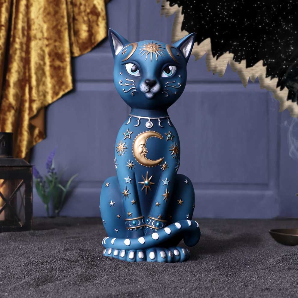 Painted in blue and decorated in gold moon and stars with a silver collar hanging around the neck, this heavenly kitty sits looking at you inquisitively. Cast in the finest resin before being expertly hand-painted, this incredibly detailed piece is perfect for adding a touch of spirituality to your home. Size 26cm