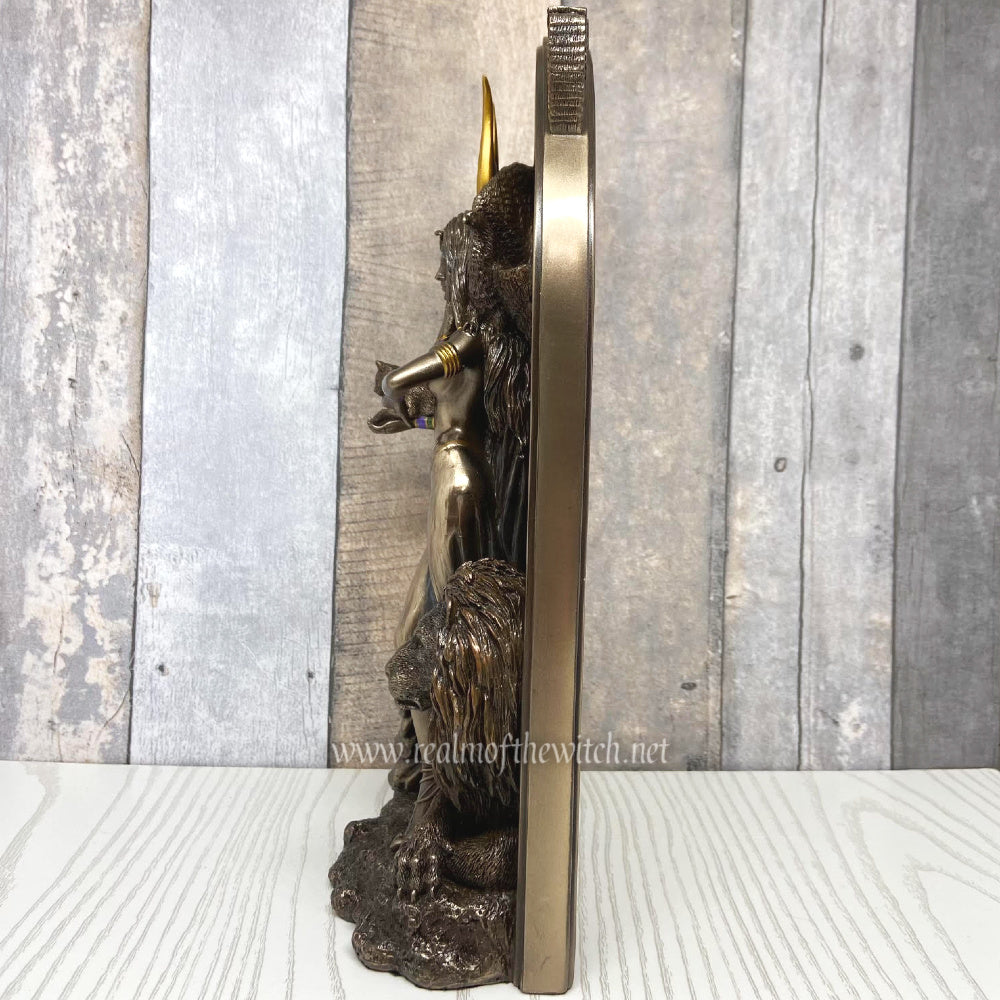 The Priestess Figurine by Ruth Thompson