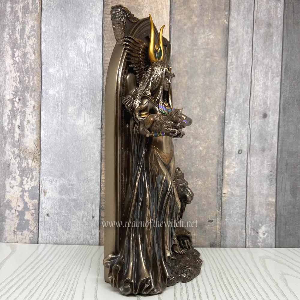 The Priestess Figurine by Ruth Thompson